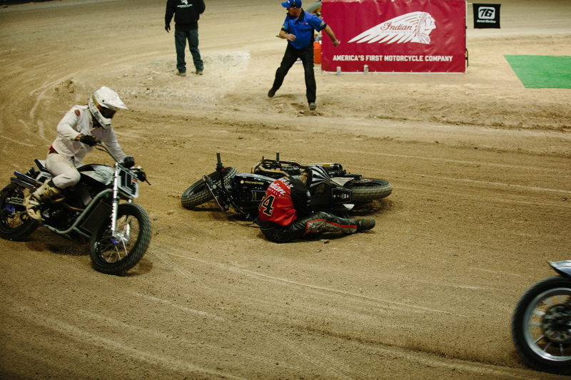 Illustration for article titled Behold The Controlled Chaos That Is Flat Track Motorcycle Racing